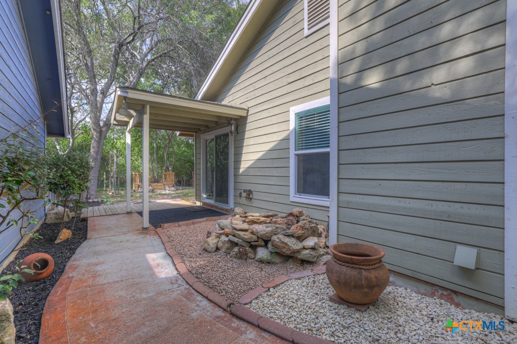 3915 Chimney Springs Drive