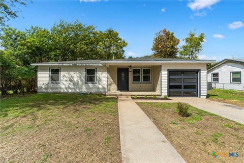 Photo of 1004 S 15th Street, Copperas Cove, TX 76522 (MLS # 627628)