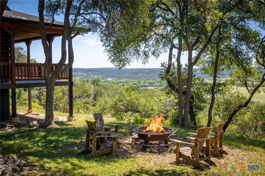 Photo of 1012 Mourning Dove, Canyon Lake, TX 78133 (MLS # 602449)