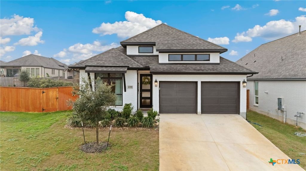 Photo of 655 Vireos Street, New Braunfels, TX 78132 (MLS # 617168)