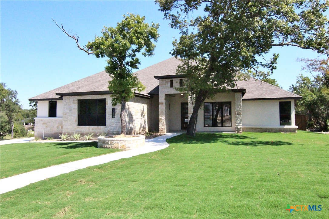 7203 Castlerock Drive