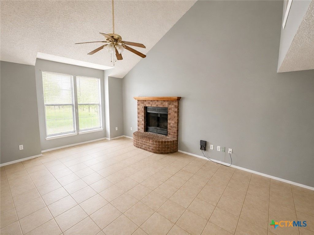 Photo of 2204 Hemlock Drive, Killeen, TX 76549 (MLS # 615313)