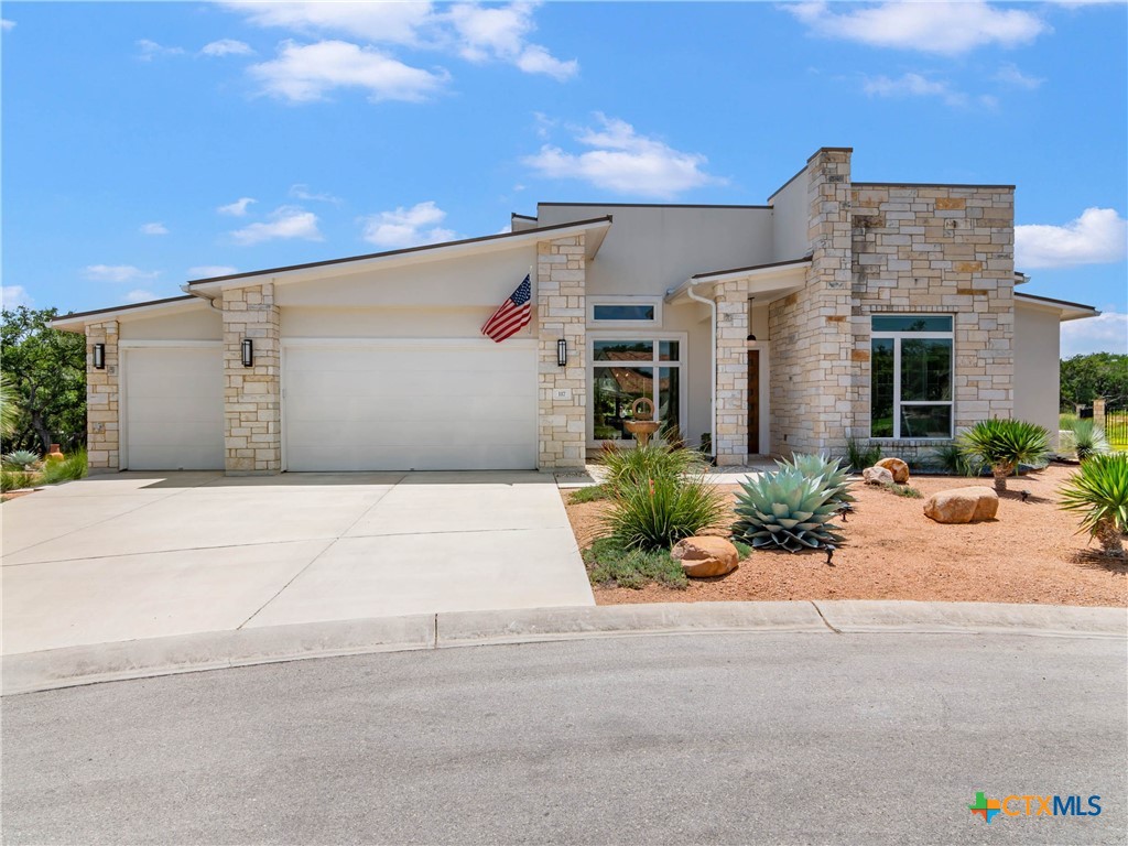 117 Balancing Laurel Drive