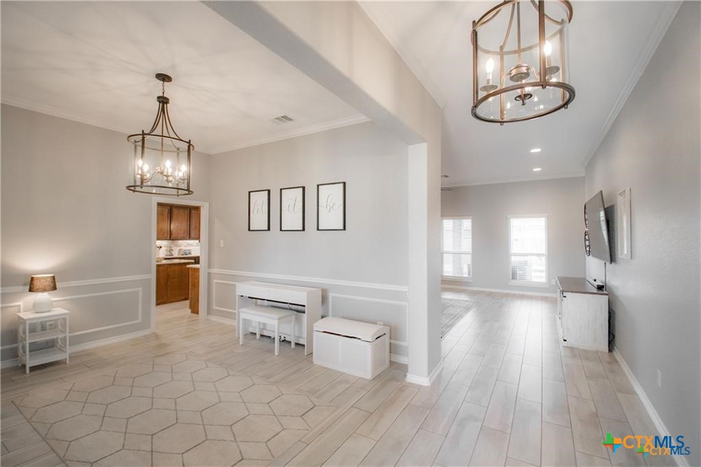 6101 Cordillera Drive