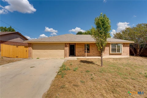 Photo of 117 Blancas Drive, Copperas Cove, TX 76522 (MLS # 624872)