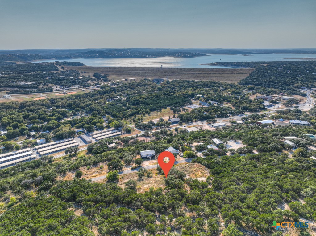 Photo 1 of 16 — 505 Village Top, Canyon Lake, TX 78133