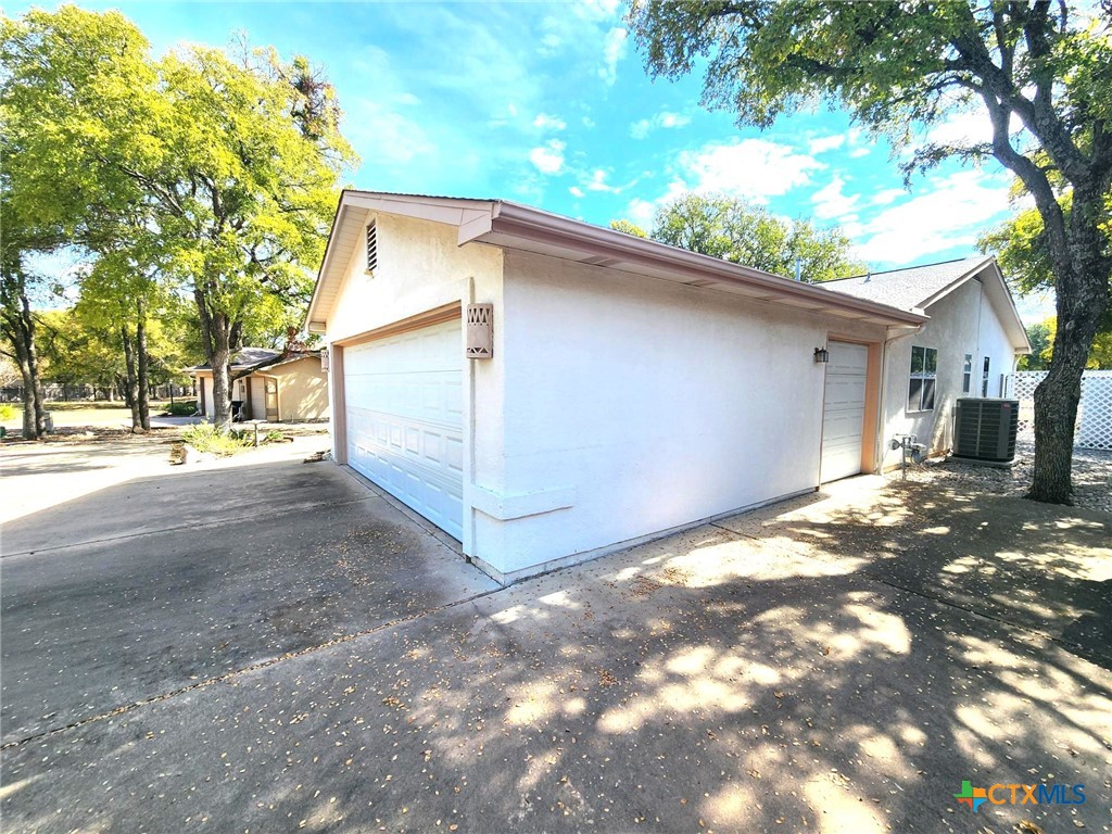 111 Vandeventer Drive