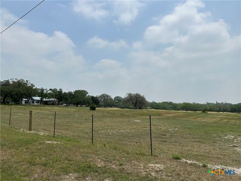 725 Post Oak Road Goliad TX 77963