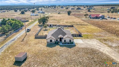 A home in La Vernia