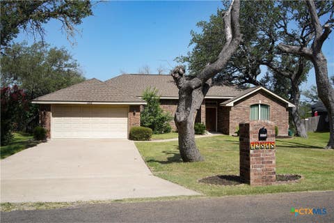 Photo of 12818 Stonegate Trail, Belton, TX 76513 (MLS # 618266)