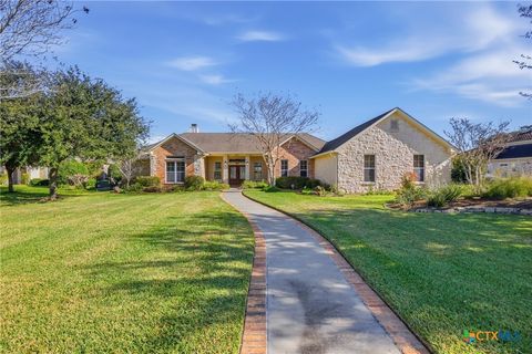 Photo of 106 Pebble Brook, Victoria, TX 77904 (MLS # 602359)