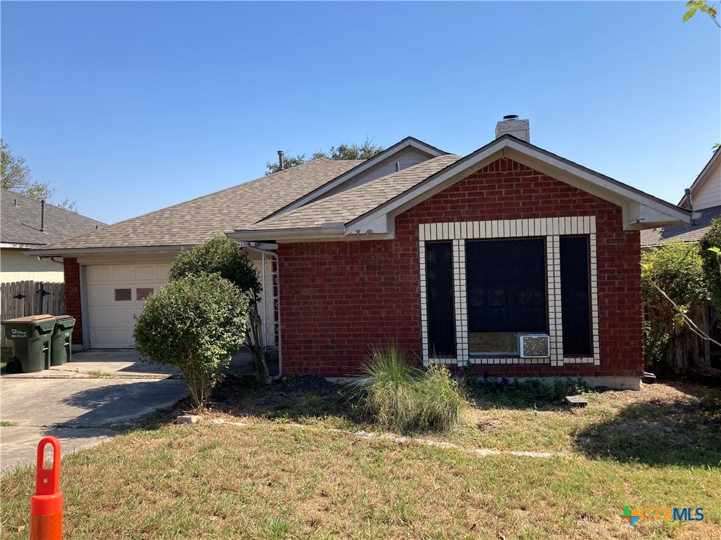 1157 Lago Vista Street