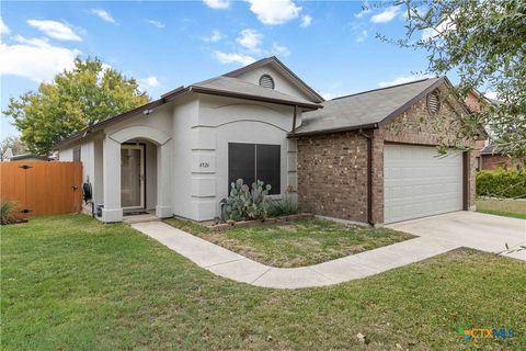 Photo of 4926 BRIANNA Pl, San Antonio, TX 78251 (MLS # 599482)