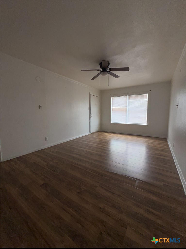 405 W AVENUE E Branch