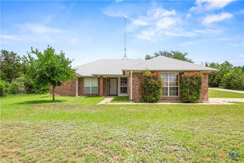 Photo of 287 County Road 3371, Kempner, TX 76539 (MLS # 610604)