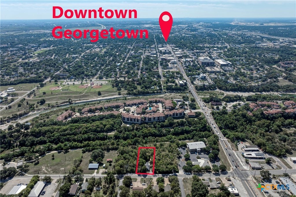 Photo of 104 E Morrow Street, Georgetown, TX 78626 (MLS # 627220)