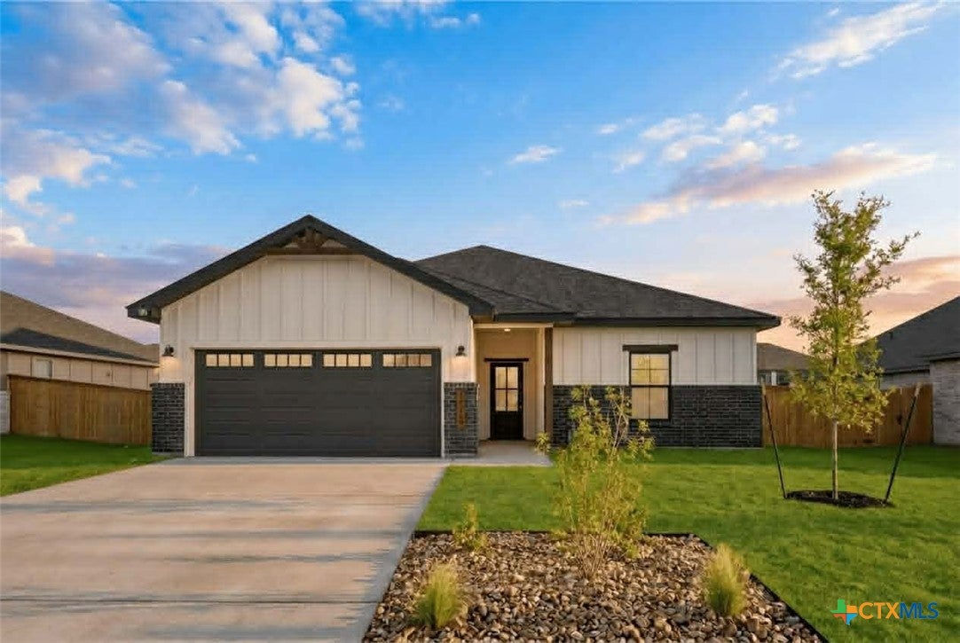 1718 Paint Horse Trail