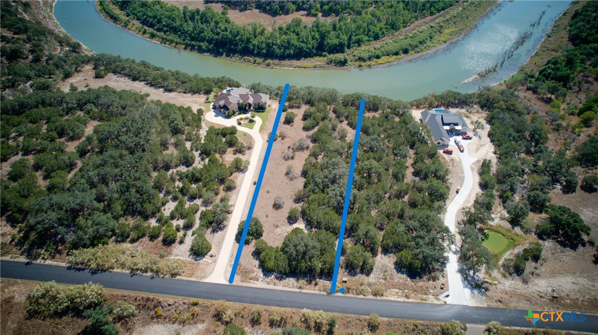 293 River Cliff Place