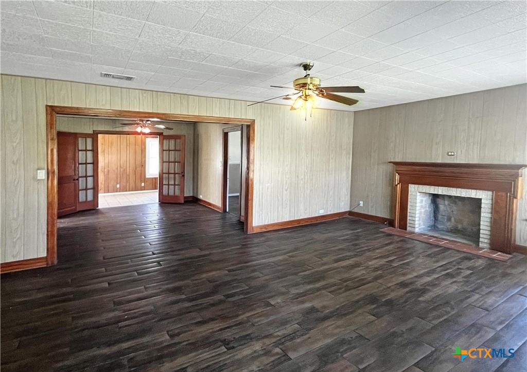 1915 & 1925 S Wall Street