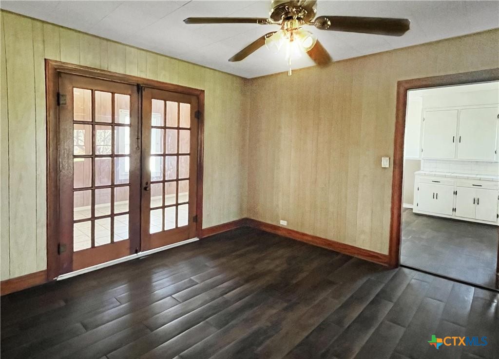 1915 & 1925 S Wall Street