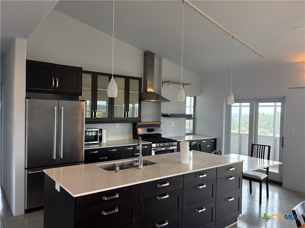 539 County Road 2001