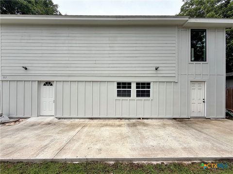 Photo of 317 S Emma, Bartlett, TX 76511 (MLS # 614493)
