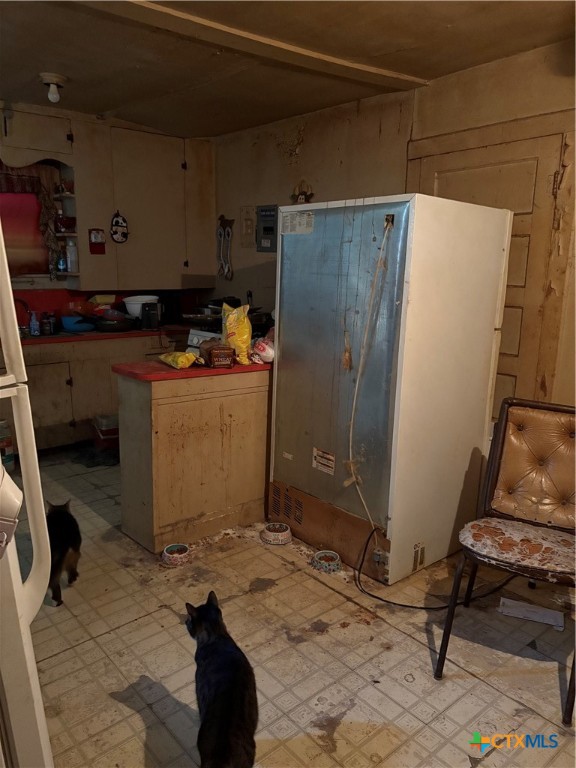 5037 S State Highway 123