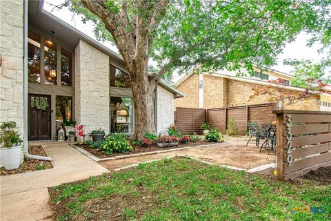 Photo of 3329 Red Cliff Circle, Temple, TX 76502 (MLS # 611733)