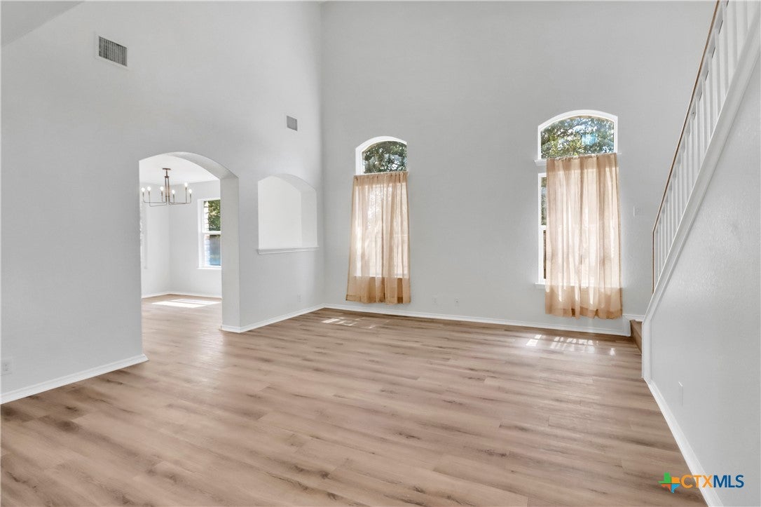 2165 Alton Loop