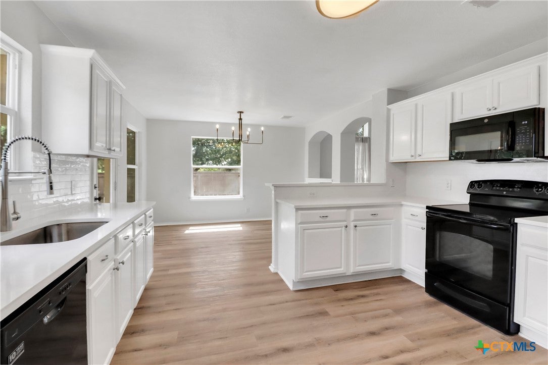 2165 Alton Loop