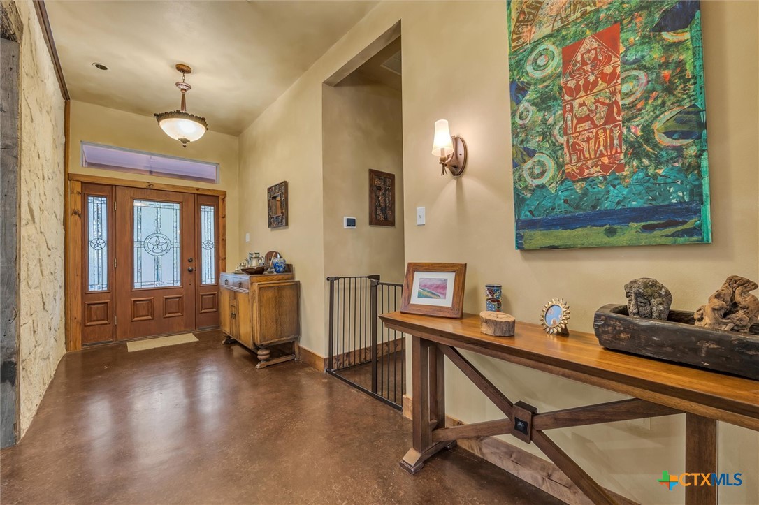 831 County Road 2200