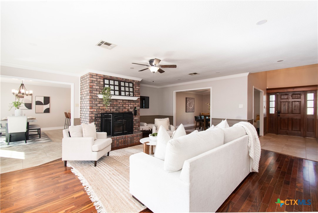 3509 Preston Oaks Drive