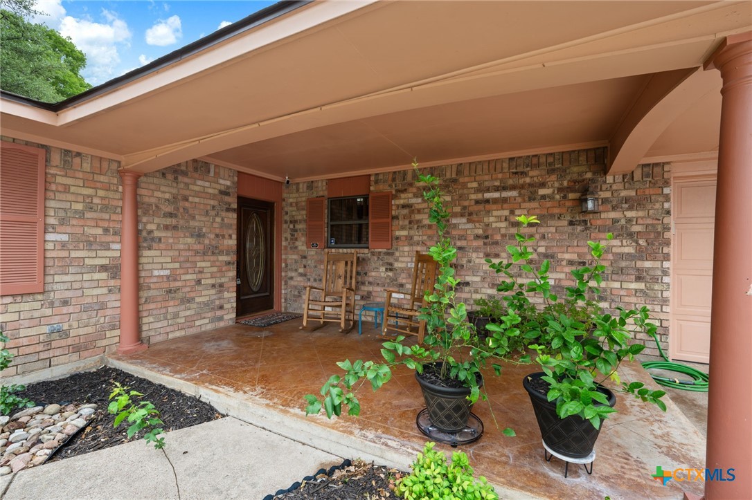 3909 Alderwood Lane