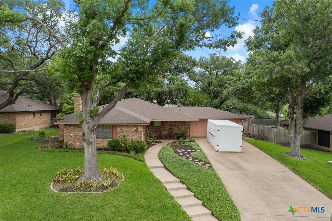 3909 Alderwood Lane