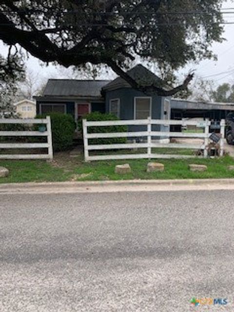 A home in Gonzales