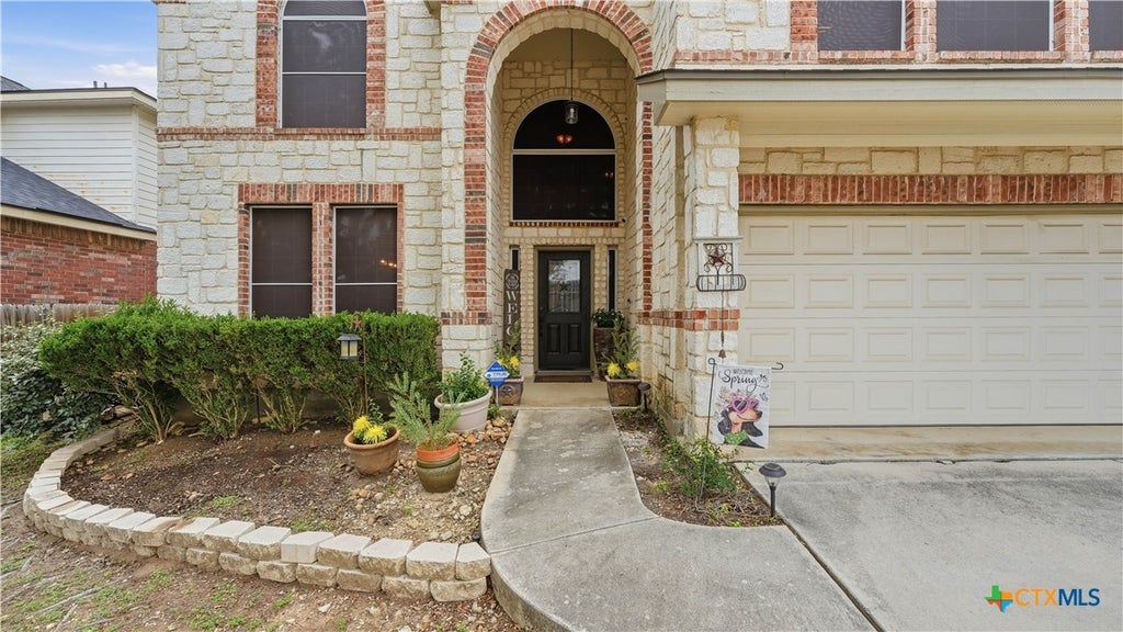 Photo of 736 San Luis, New Braunfels, TX 78132 (MLS # 612090)