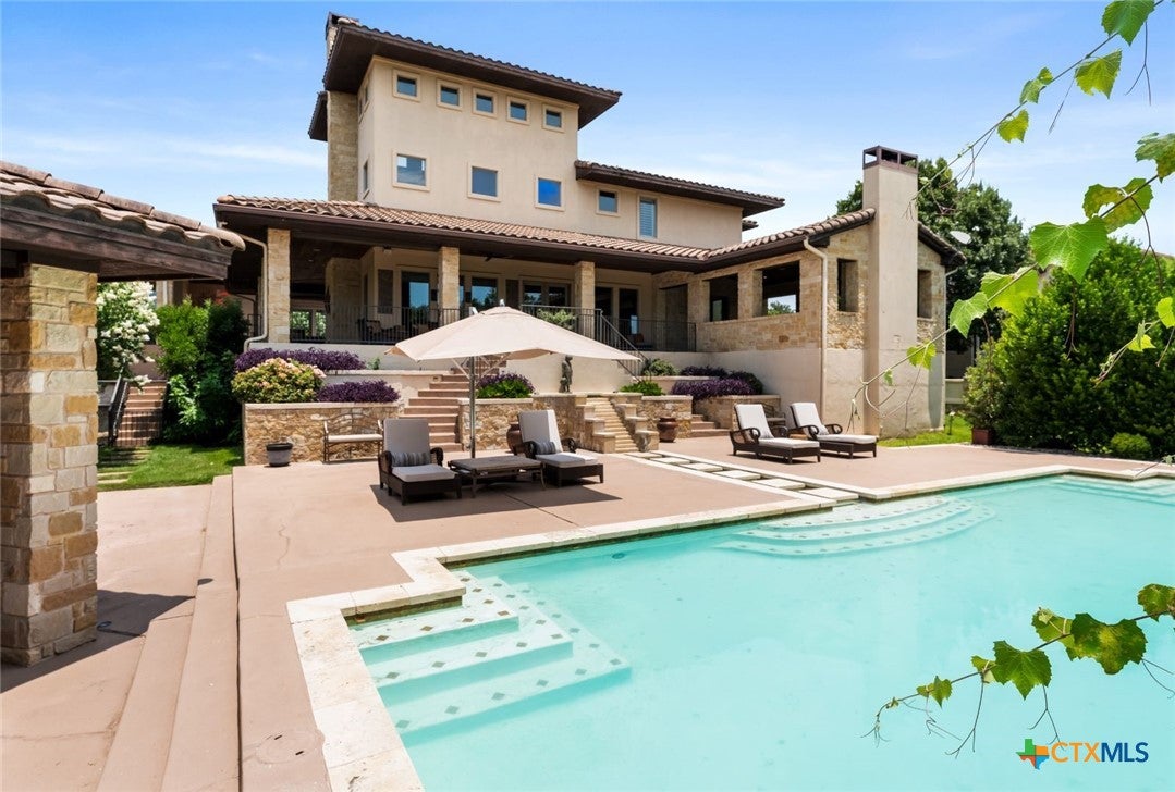 103 Bella Cima Drive