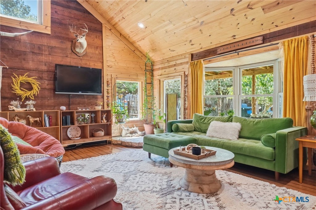 Photo of 117 Roundup Drive, Wimberley, TX 78676 (MLS # 615588)