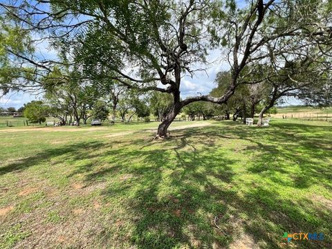 Photo of 4041 Good Luck Road, Seguin, TX 78155 (MLS # 565008)