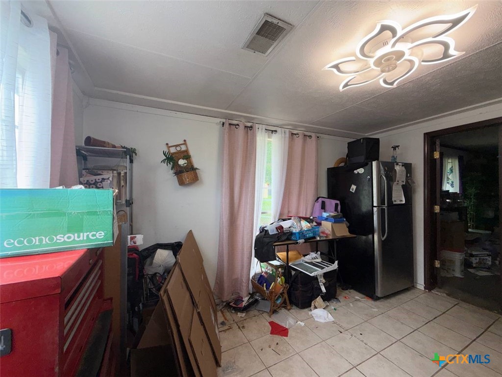 1409 Indian Trail