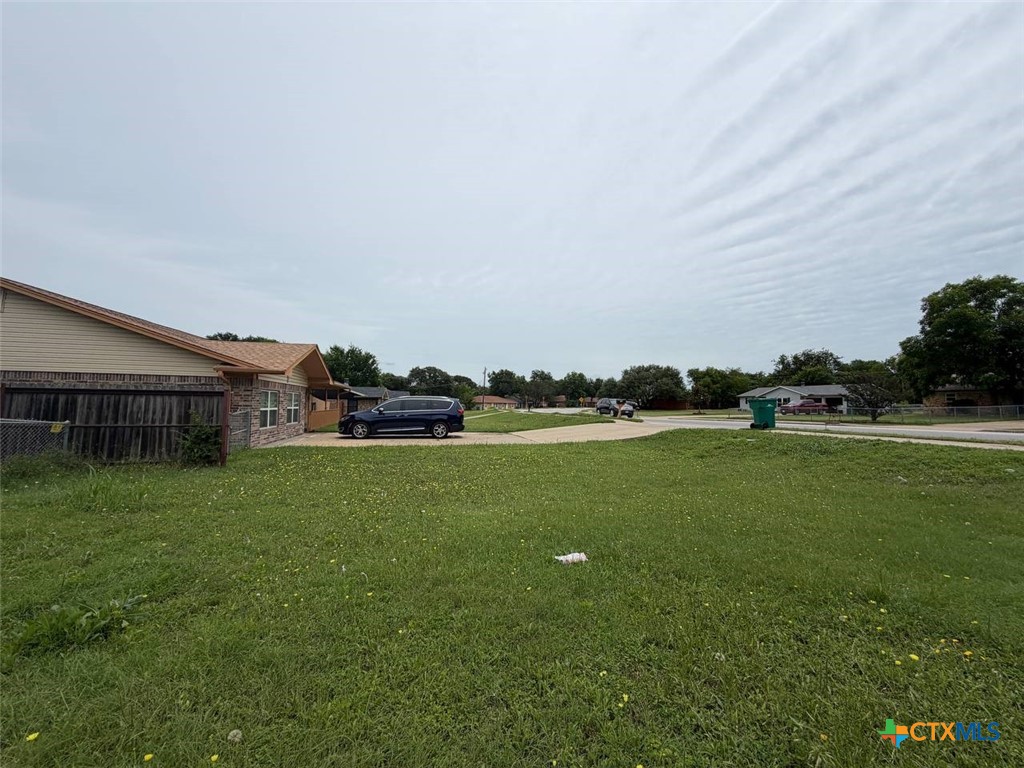 1409 Indian Trail