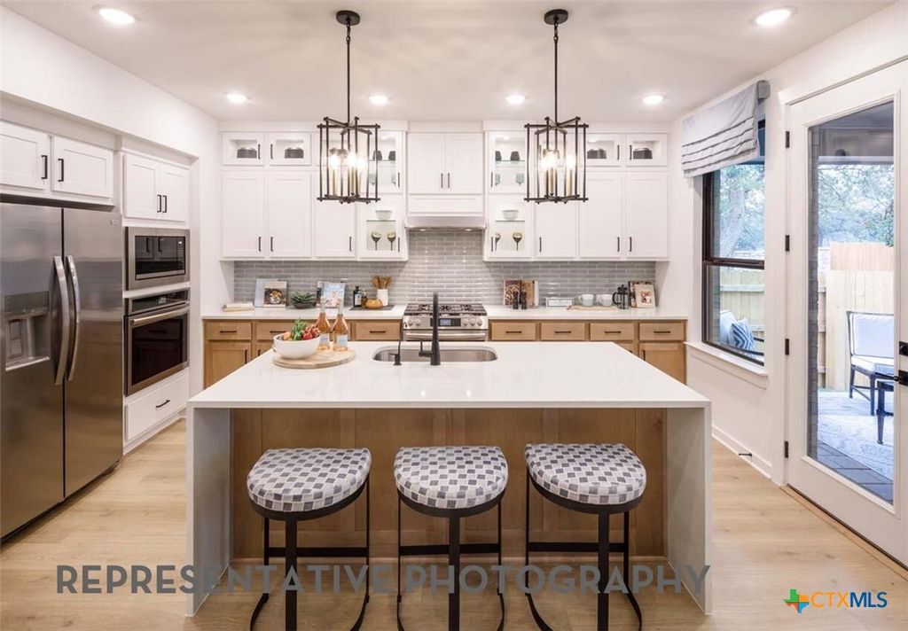 Photo of 8808 Fallkill Drive, Austin, TX 78744 (MLS # 610380)