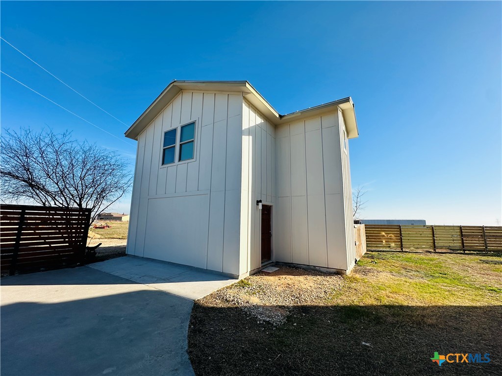 Photo 1 of 12 — 725 Hard Luck Road, Marion, TX 78124