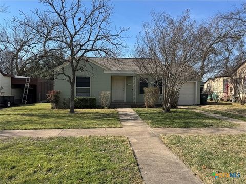 Photo of 1506 S 9th Street, Temple, TX 76504 (MLS # 604924)