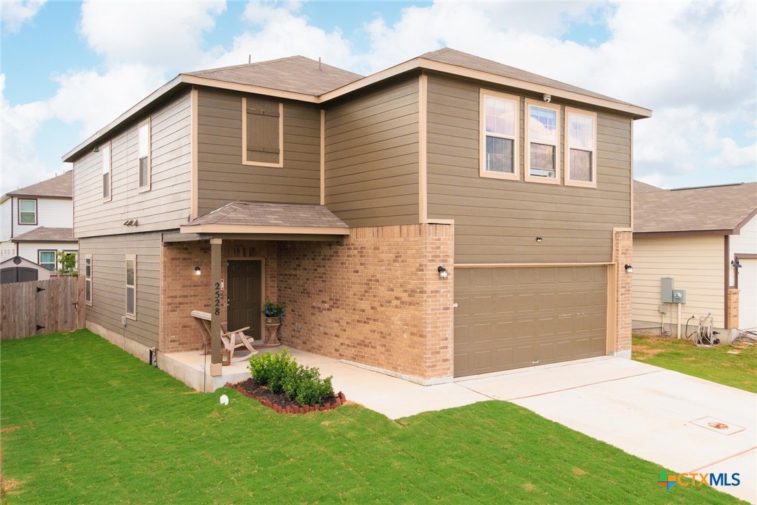 View Seguin, TX 78155 house