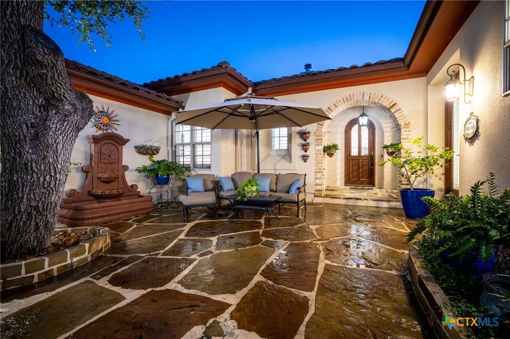 Photo of 1114 Tuscan Ridge, New Braunfels, TX 78130 (MLS # 616638)