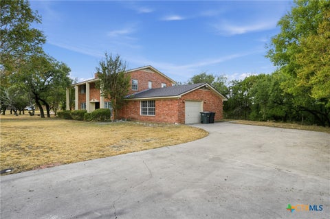 Photo of 606 Ash Street, Copperas Cove, TX 76522 (MLS # 626002)