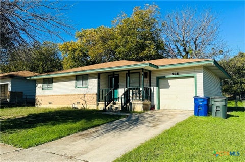 Photo of 906 S 25th Street, Copperas Cove, TX 76522 (MLS # 615788)