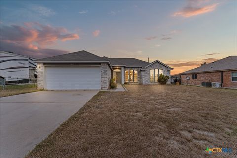 Photo of 1801 Caprock Drive, Killeen, TX 76549 (MLS # 602163)