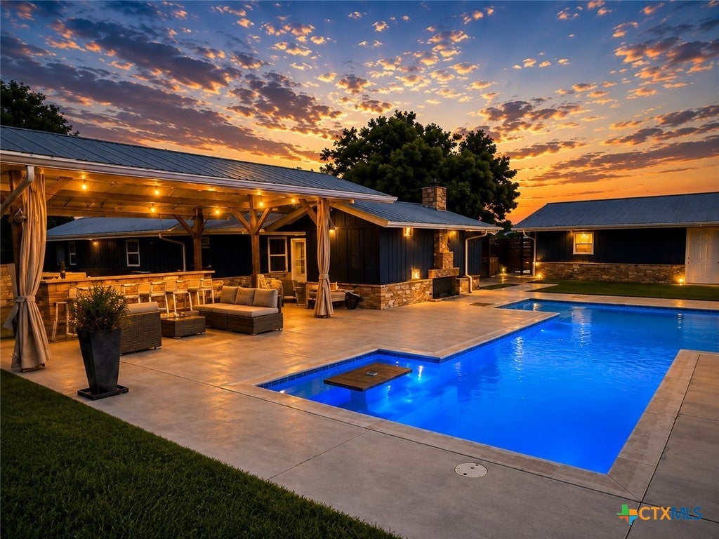 Photo of 635 Riverside Path PATH, Canyon Lake, TX 78133 (MLS # 621815)